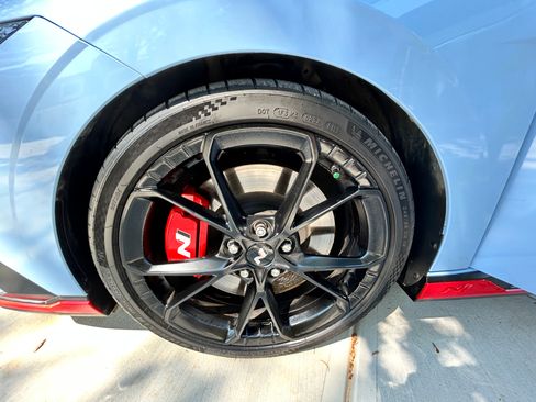 Used 2025 Hyundai Elantra N FWD image 27