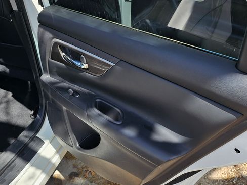 Used 2014 Nissan Altima 3.5 SL w/ Technology Package image 13