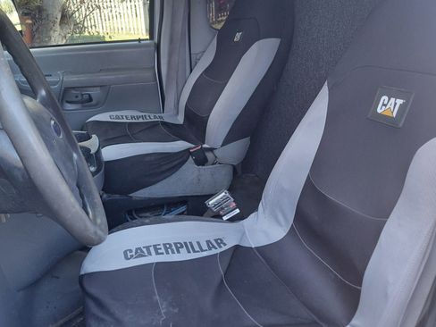 Used 2006 Ford E-350 and Econoline 350 XLT image 9