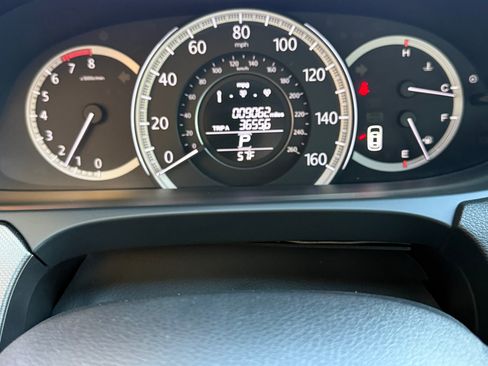 Used 2013 Honda Accord LX image 5