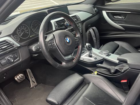 Used 2018 BMW 330e image 6