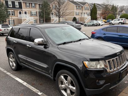 Used 2013 Jeep Grand Cherokee Overland w/ Advance Technology Group