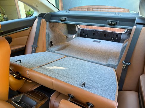 Used 2011 BMW 335i Coupe image 10