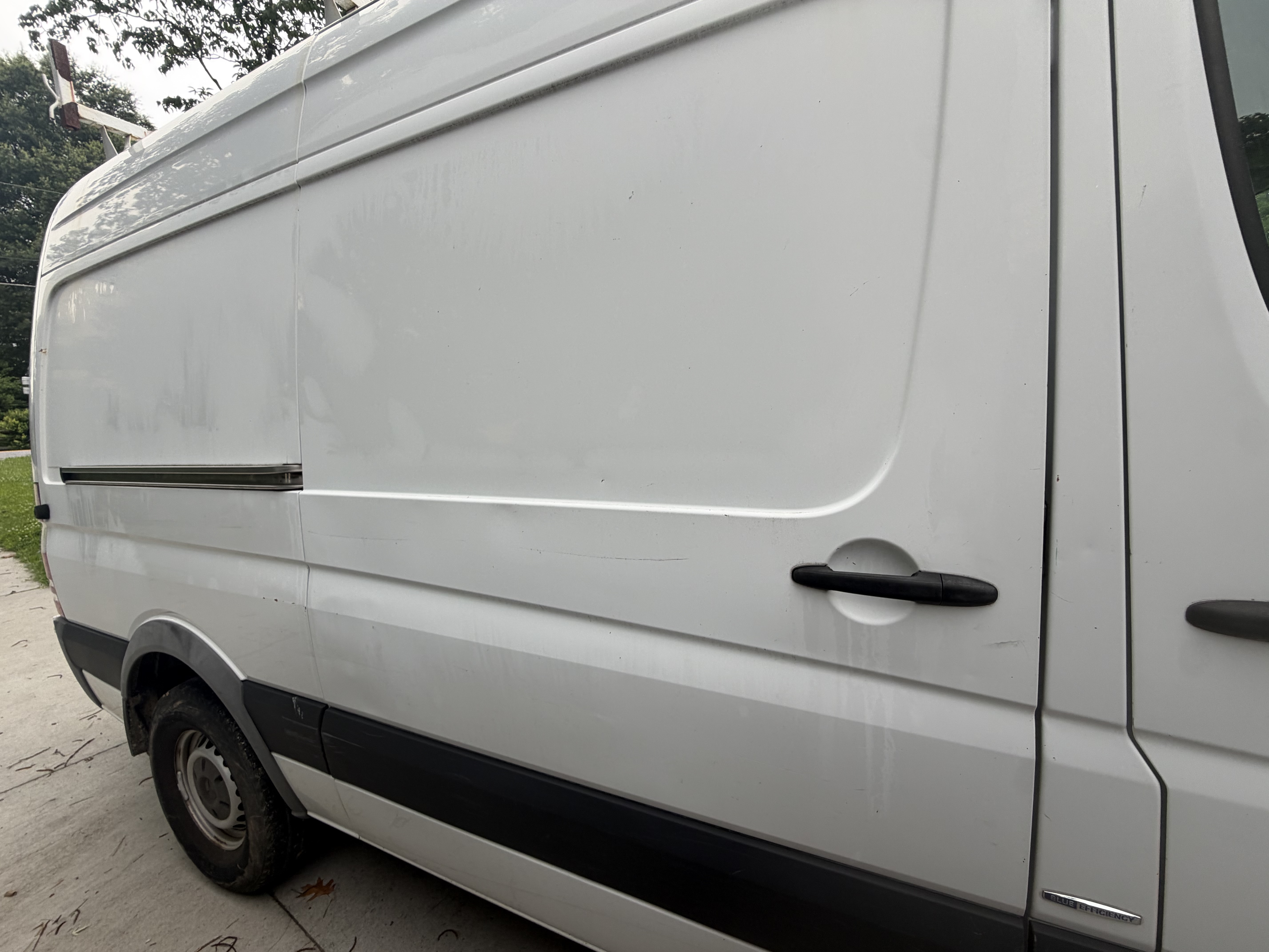 Used 2015 Mercedes-Benz Sprinter 2500 image 6