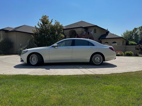 Used 2018 Mercedes-Benz S 560 4MATIC Sedan image 5