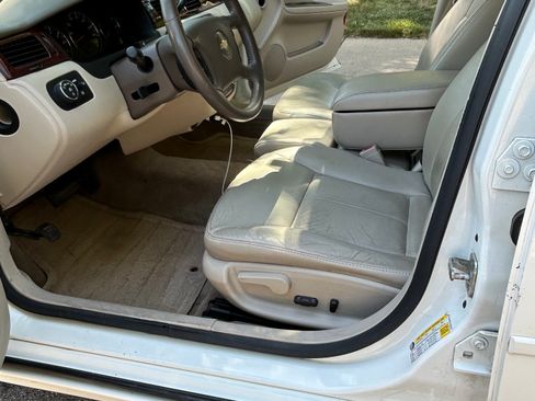 Used 2007 Chevrolet Impala LT FWD image 13