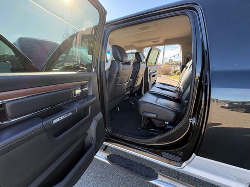 Used 2016 RAM 3500 Laramie image 8