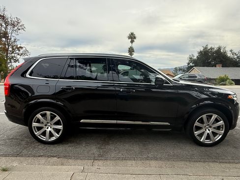 Used 2018 Volvo XC90 T6 Inscription w/ Convenience Package image 9