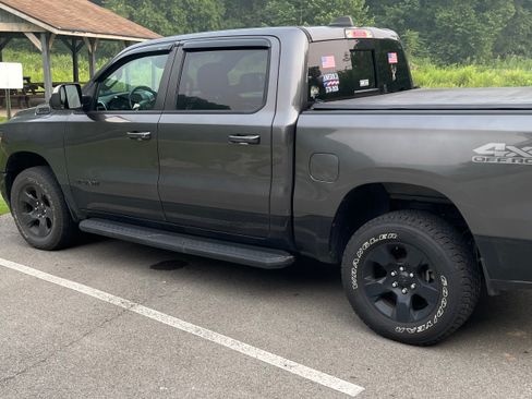 Used 2022 RAM 1500 Big Horn AWD/4WD image 5