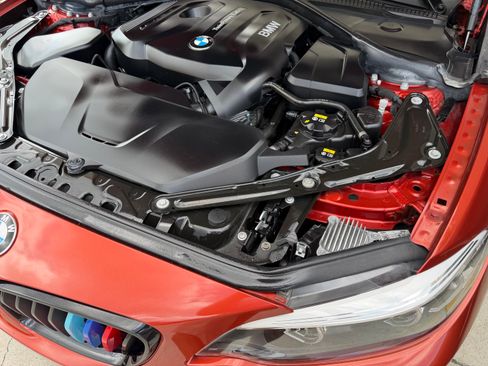 Used 2021 BMW 230i Convertible w/ M Sport Package RWD image 21