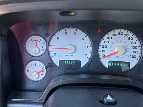 Used 2005 Dodge Ram 1500 Truck SLT AWD/4WD image 13