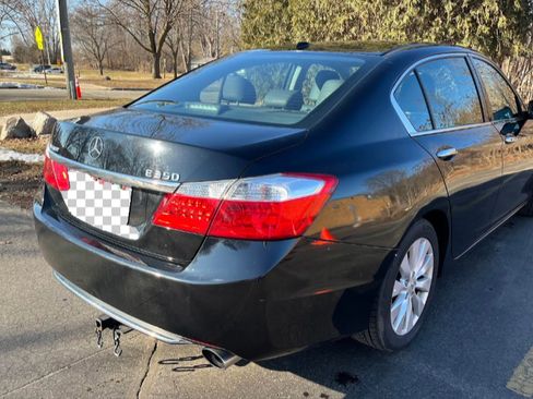 Used 2015 Honda Accord EX-L image 2