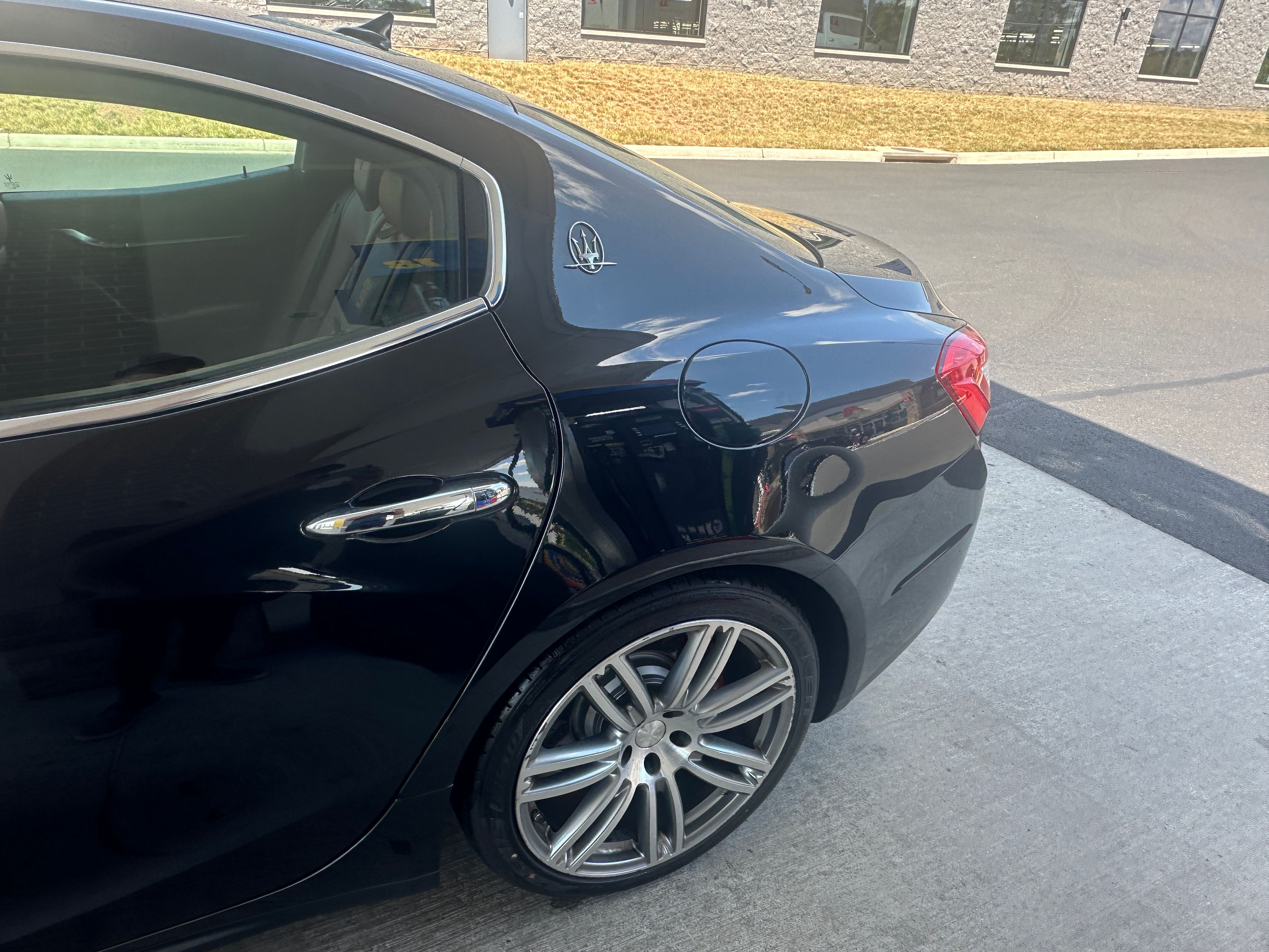 Used 2014 Maserati Ghibli S Q4 AWD/4WD image 5