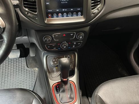 Used 2018 Jeep Compass Trailhawk w/ Leather Interior Group image 17