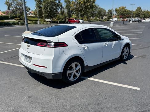 Used 2014 Chevrolet Volt image 6