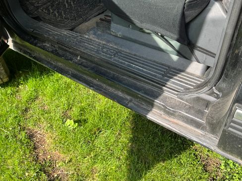 Used 2002 Chevrolet Silverado 2500 LS w/ Snow Plow Prep Pkg image 11