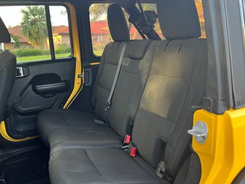 Used 2019 Jeep Wrangler Unlimited Sport S image 5