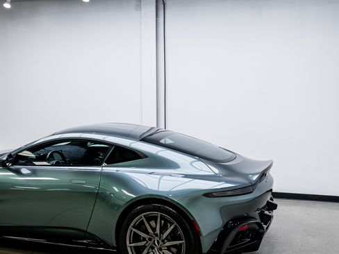 Used 2020 Aston Martin V8 Vantage Coupe RWD image 4