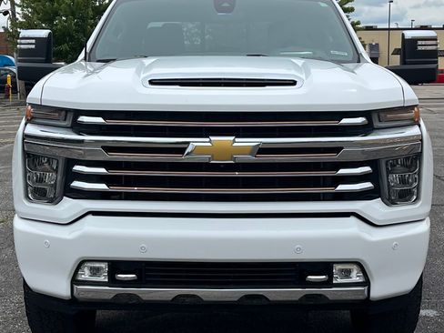 Used 2022 Chevrolet Silverado 3500 High Country w/ Z71 Off-Road Package AWD/4WD image 6