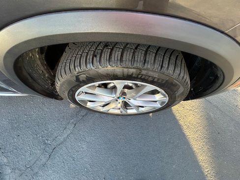 Used 2021 BMW X5 sDrive40i w/ Premium Package 2 image 10