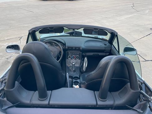 Used 2002 BMW Z3 2.5i RWD image 12