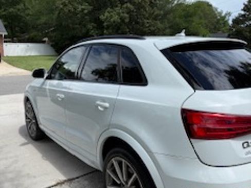 Used 2017 Audi Q3 2.0T Prestige w/ Prestige Package AWD/4WD image 12