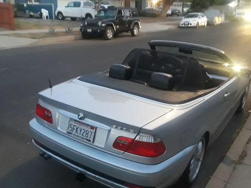 Used 2004 BMW 330Ci Convertible image 12