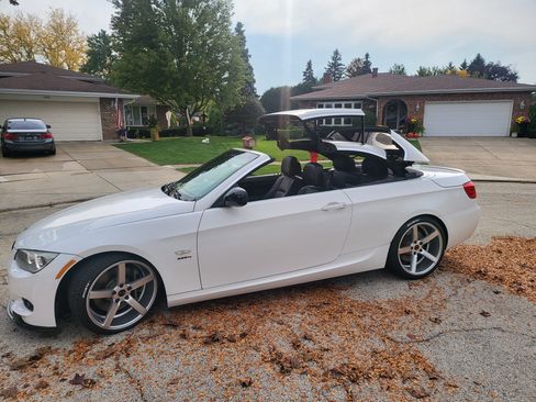 Used 2012 BMW 335is Convertible image 5