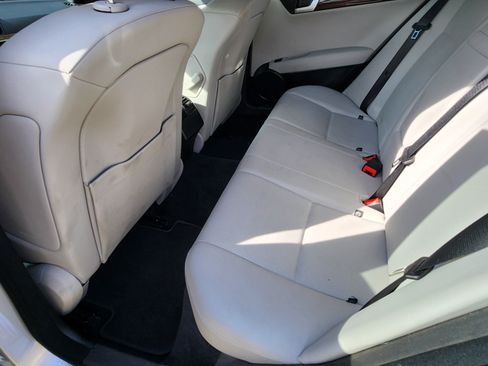 Used 2012 Mercedes-Benz C 250 Sedan image 11