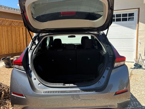 Used 2020 Nissan Leaf S w/ S Charge Package FWD image 17