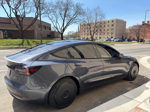 Used 2022 Tesla Model 3 Long Range image 2