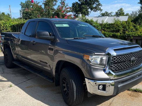 Used 2021 Toyota Tundra SR5 RWD image 1