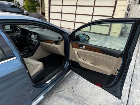 Used 2015 Hyundai Sonata Limited w/ Option Group 06 image 12