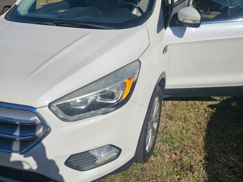 Used 2017 Ford Escape Titanium w/ Equipment Group 301A image 4