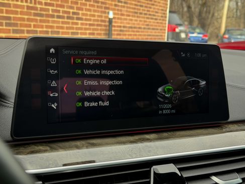 Used 2018 BMW M550i xDrive w/ Cold Weather Package image 26