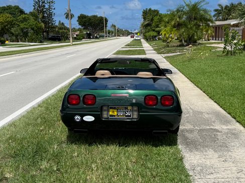 Used 1994 Chevrolet Corvette Convertible image 8