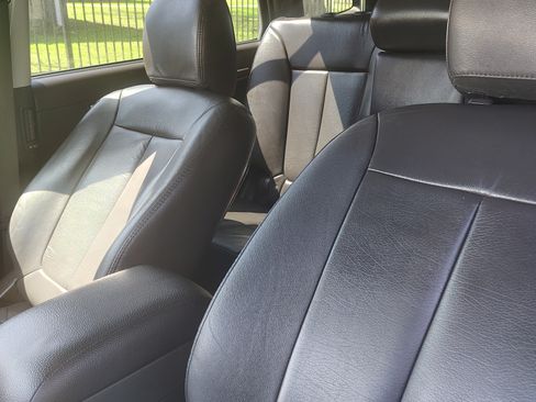 Used 2012 Hyundai Santa Fe Limited image 2