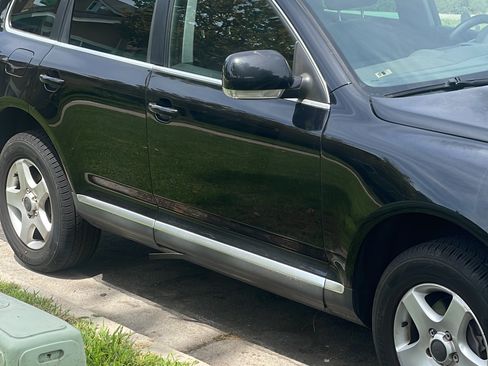 Used 2006 Volkswagen Touareg V6 AWD/4WD image 4