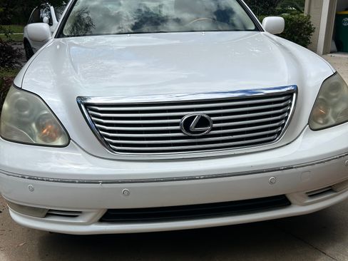 Used 2004 Lexus LS 430 image 2