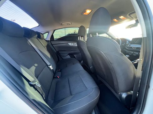 Used 2021 Kia Forte LXS image 16