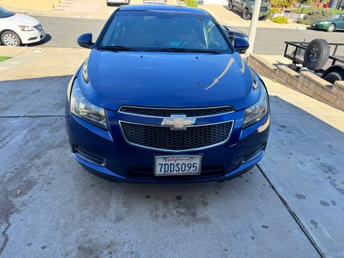 Used 2012 Chevrolet Cruze LT image 6