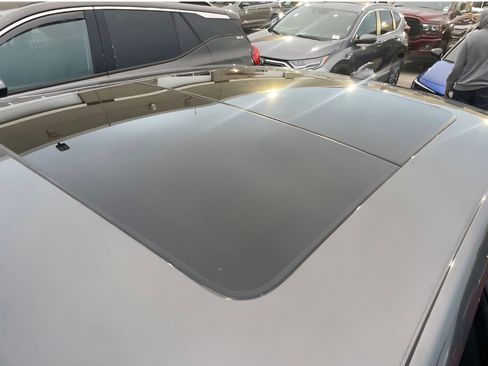 Used 2022 Chrysler 300 S image 10