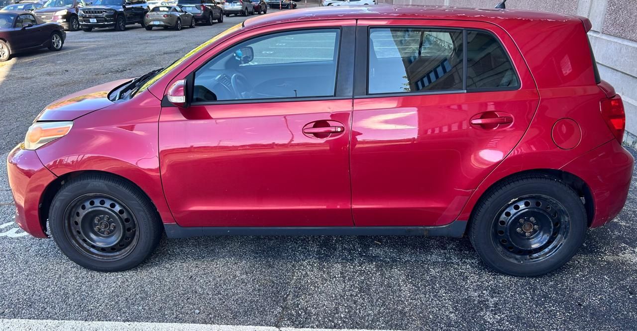 Used 2008 Scion xD Hatchback 4D image 16