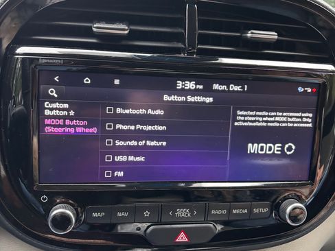 Used 2022 Kia Soul S image 11