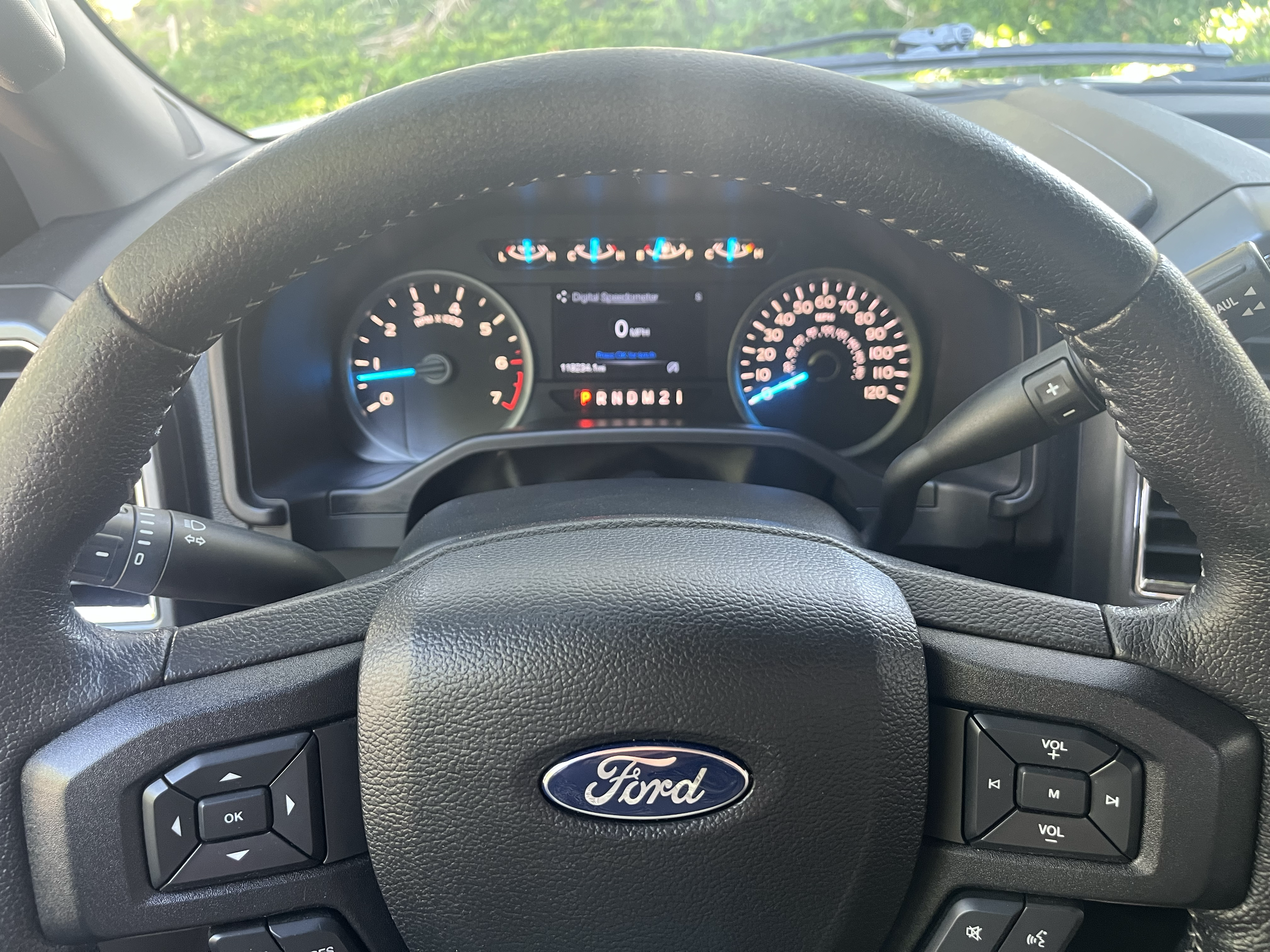 Used 2016 Ford F150 XLT w/ Equipment Group 301A Mid AWD/4WD image 9