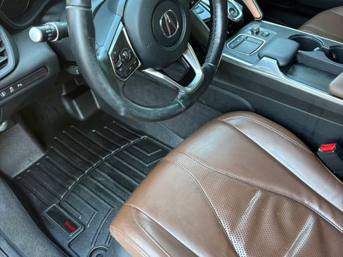 Used 2021 Acura TLX w/ Technology Package image 10