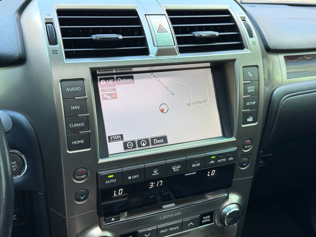 Used 2014 Lexus GX 460 w/ Premium Package AWD/4WD image 29