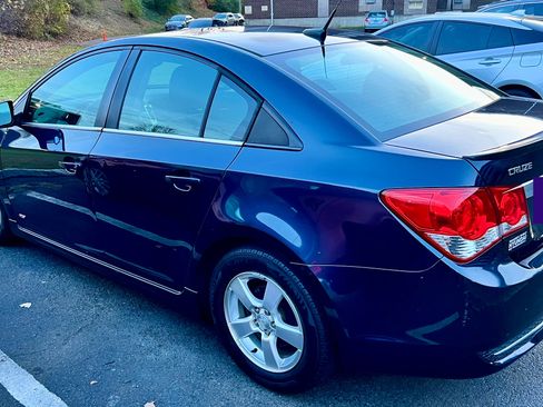 Used 2014 Chevrolet Cruze LT w/ RS Package image 2