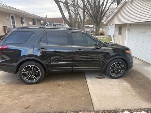 Used 2015 Ford Explorer Sport w/ Equipment Group 401A image 1