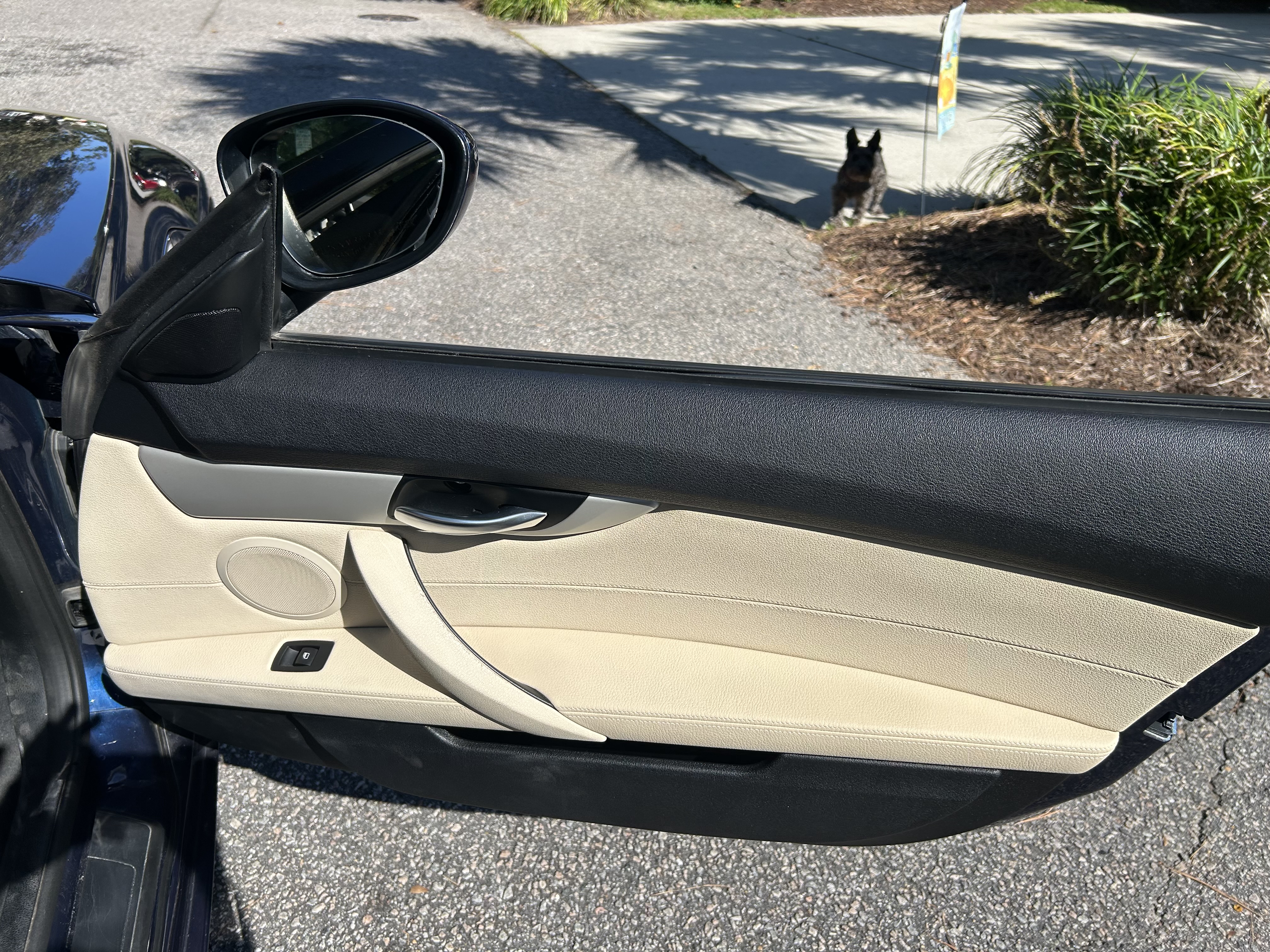 Used 2011 BMW Z4 sDrive30i RWD image 15